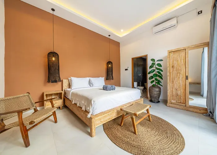 Dasha - Private Pool Hideaway With Outdoor Lounge Canggu