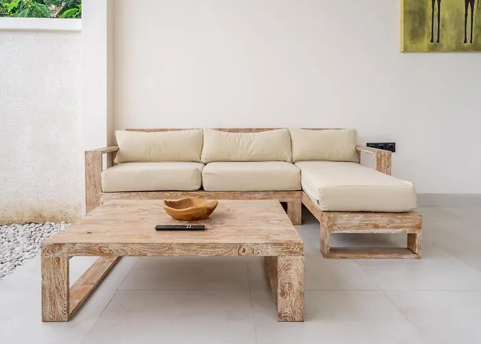 Dasha - Private Pool Hideaway With Outdoor Lounge Canggu