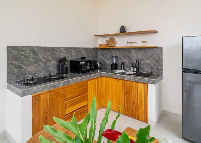 Villa Dasha - Private Pool Hideaway With Outdoor Lounge Canggu